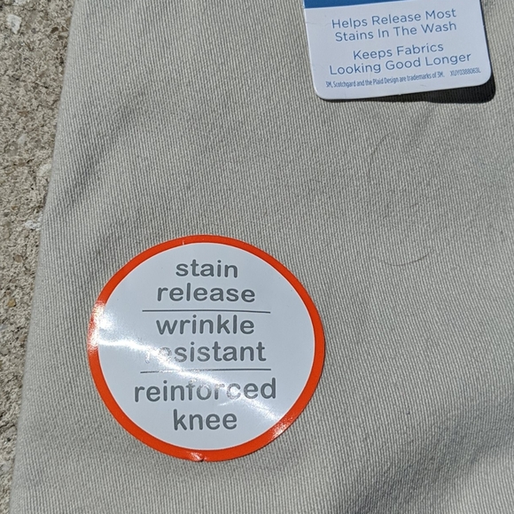 Wonder Nation Khaki Pants - Picture 4 of 5